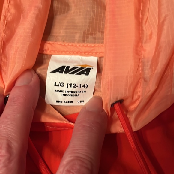 EUC Avia sleeveless Windbreaker - Picture 3 of 13